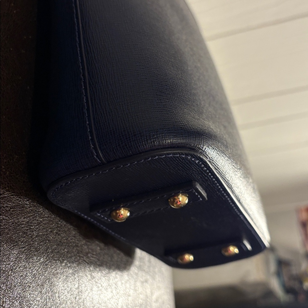 NWOT Dooney & Bourke Navy Blue Crossbody - Picture 5 of 11